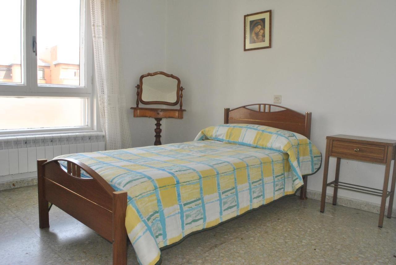 Residencia Universitaria Alto De Miranda - Resisantander Hotel ภายนอก รูปภาพ